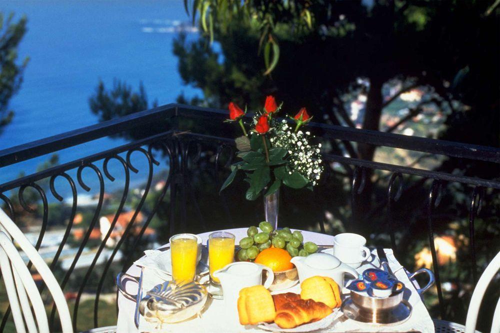 La Riserva Di Castel D'Appio- Charme & Relax Ventimiglia Eksteriør bilde